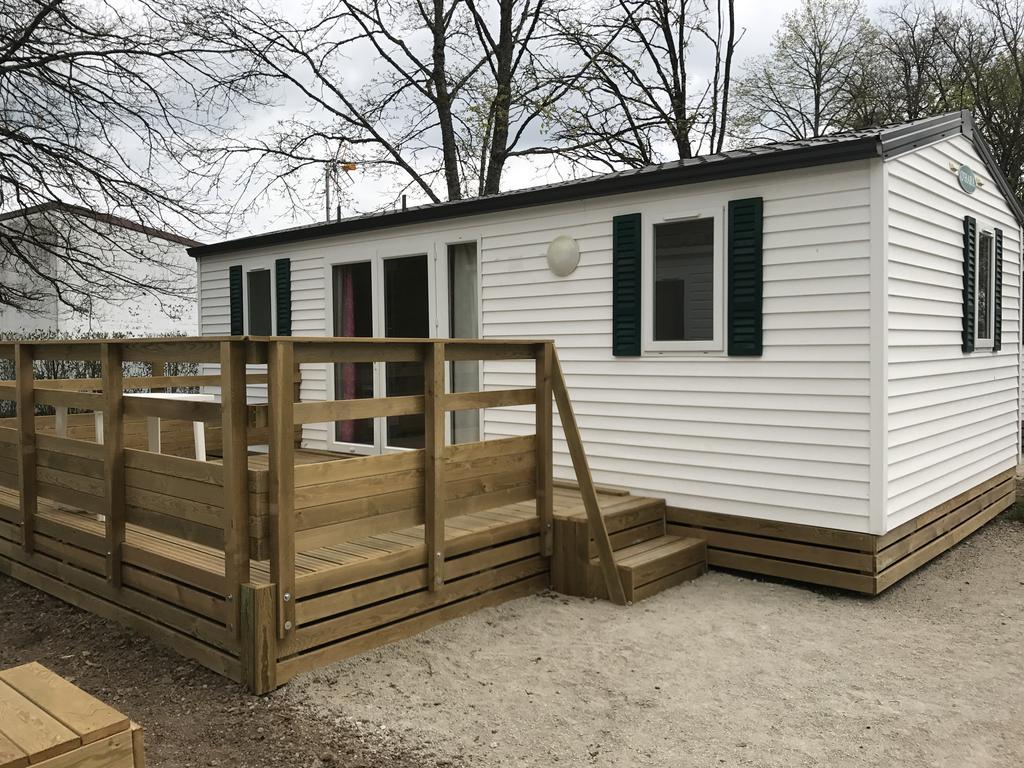 Camping De Contrexéville Екстериор снимка
