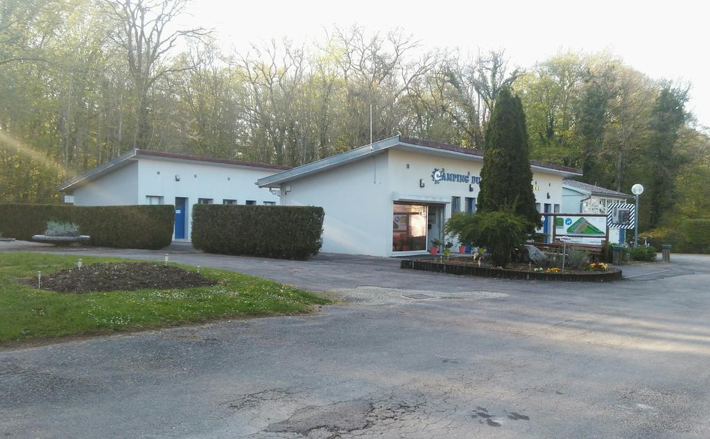 Camping De Contrexéville Екстериор снимка