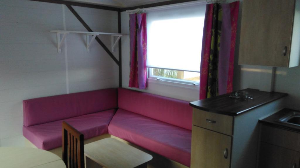 Camping De Contrexéville Екстериор снимка