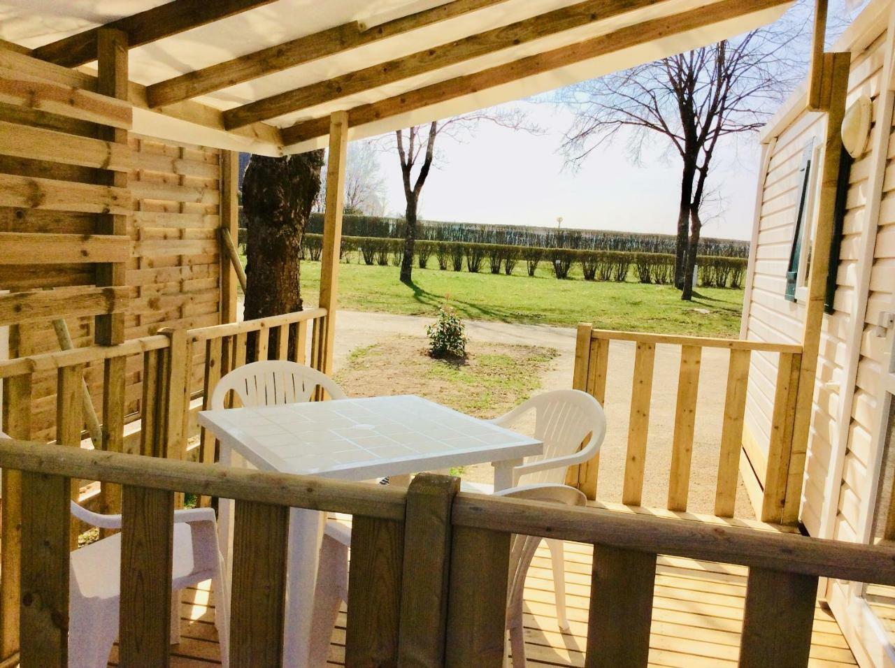 Camping De Contrexéville Екстериор снимка