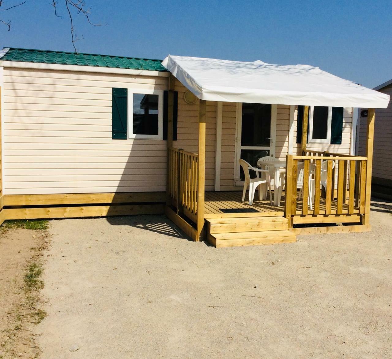 Camping De Contrexéville Екстериор снимка