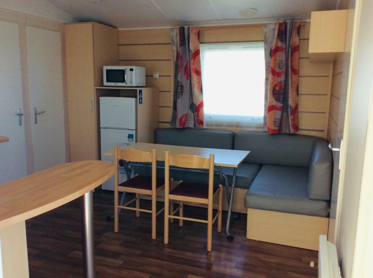 Camping De Contrexéville Екстериор снимка